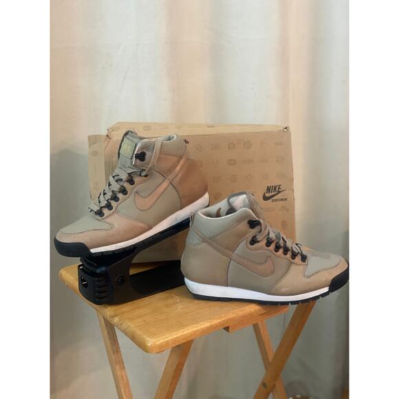 Nike | Shoes | Nike Acg Lava Dunk Hi | Poshmark display picture 1